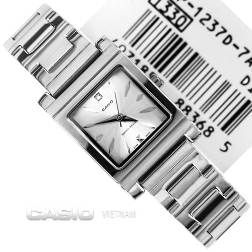Đồng hồ Casio LTP-1237D-7A2DF Mặt vuông cá tính 